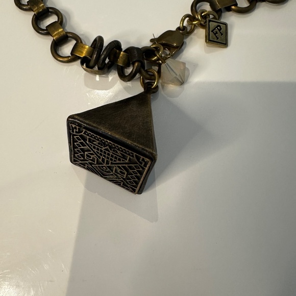 Necklace - Picture 4 of 6